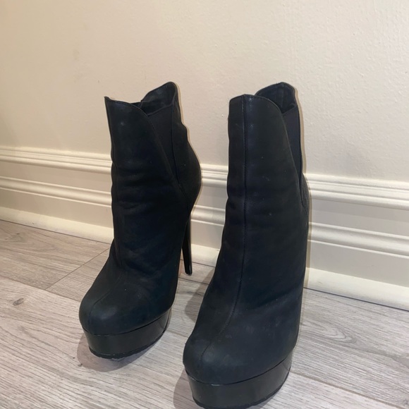 Luxury rebel platform heeled ankle booties - Picture 4 of 5
